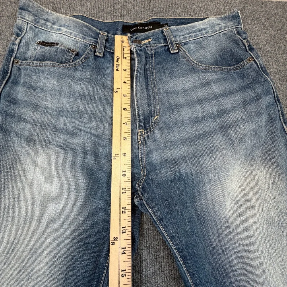 Calvin Klein Jeans Relaxed Straight Men 32x30 (Fits 32x28) Crazy Fade Distressed